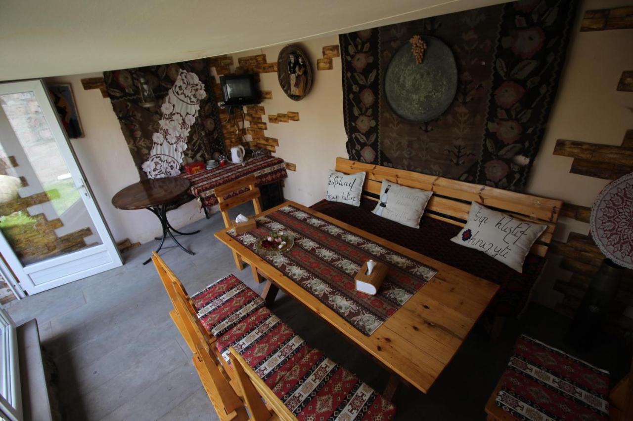 Mardoyan'S Guest House Gavar ภายนอก รูปภาพ